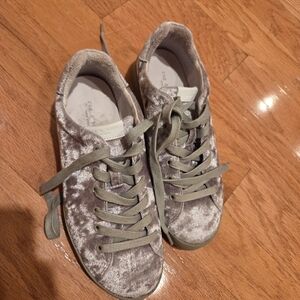 Rag and Bone dove velvet shoes (sneakers) size 9